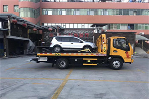 临桂汽车紧急补胎换胎救援